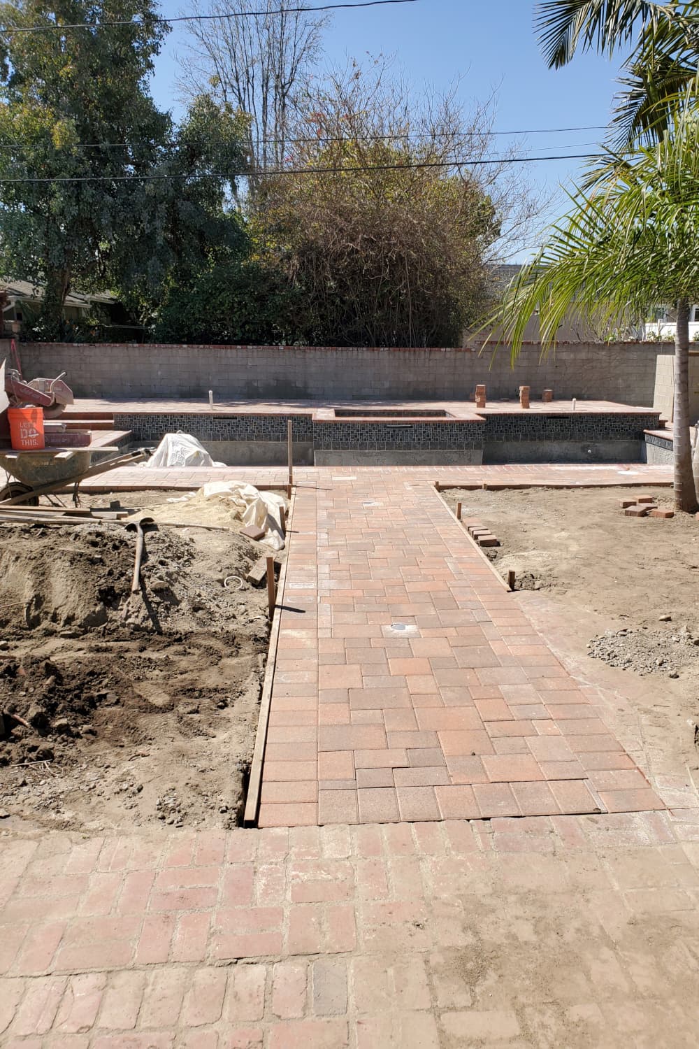 Outdoor living space — Burbank — photo 13