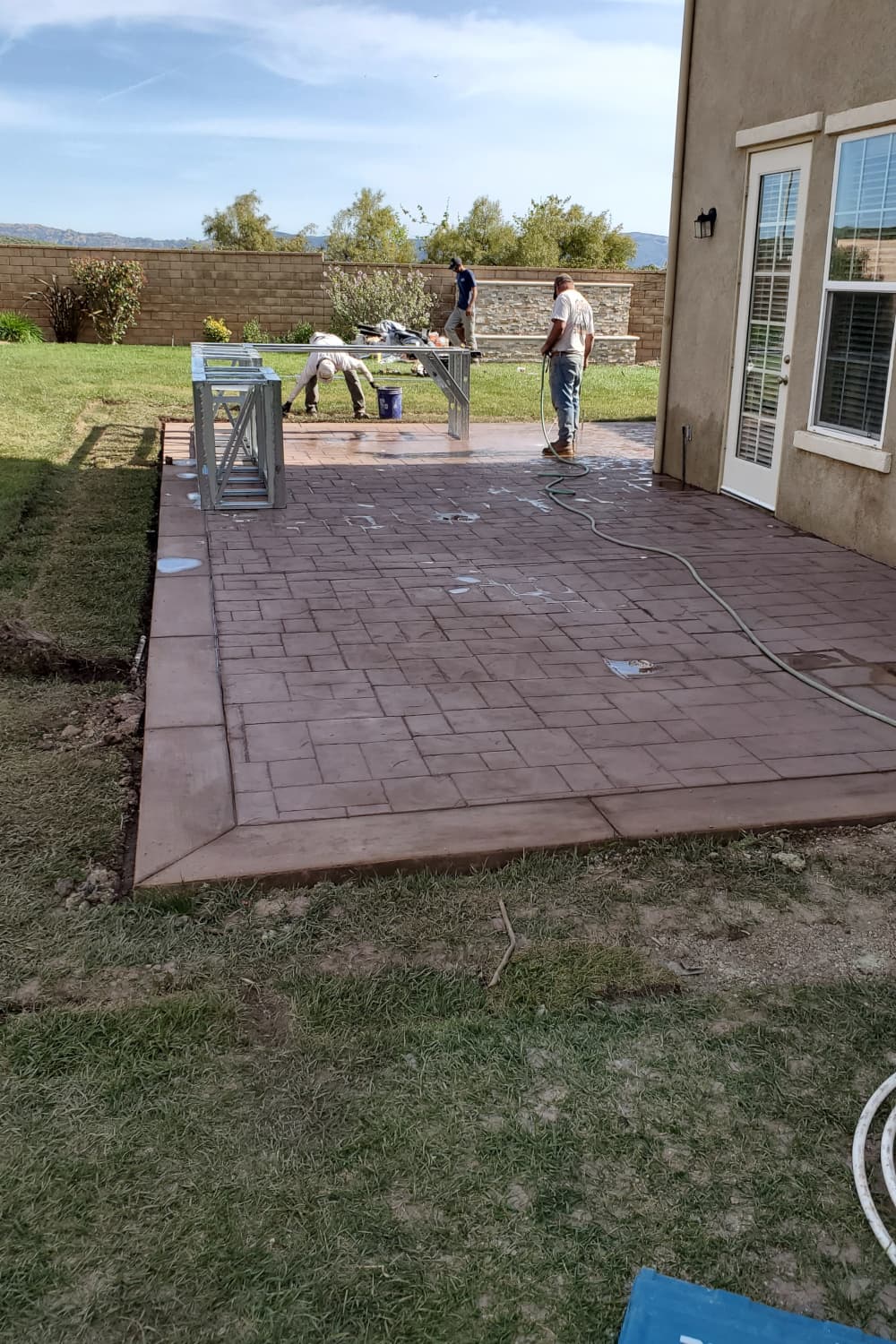 Outdoor living space — Simi Valley — photo 3