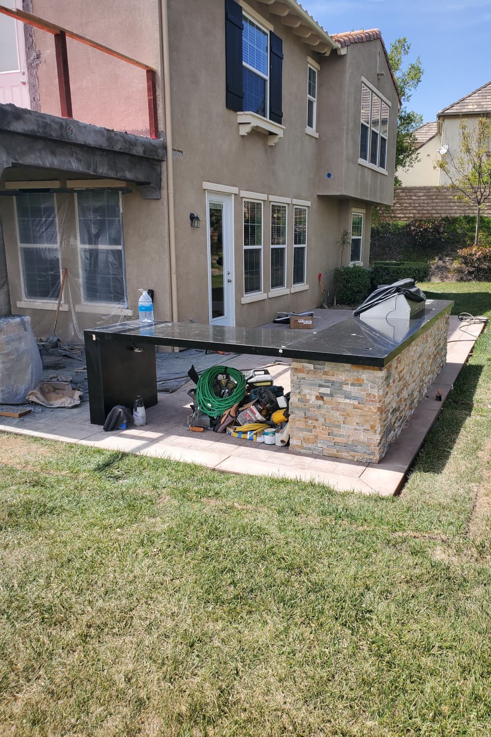 Outdoor living space — Simi Valley — photo 6