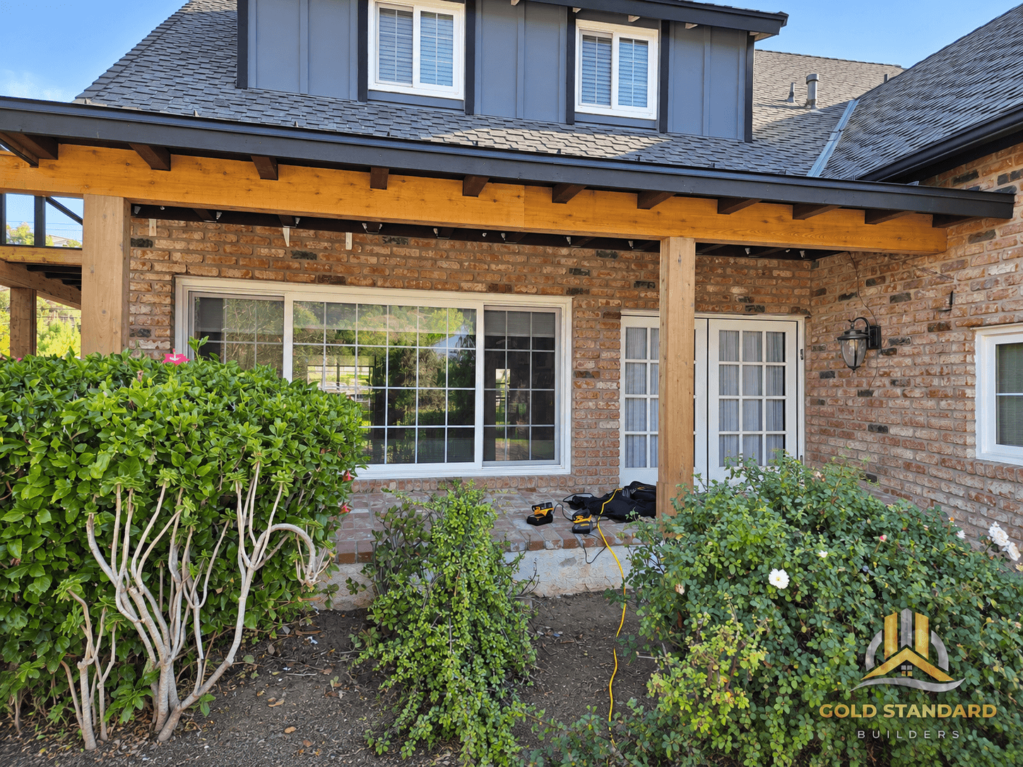 Outdoor in Woodland Hills