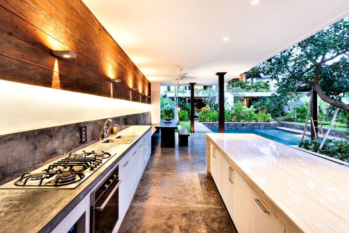 Outdoor kitchen